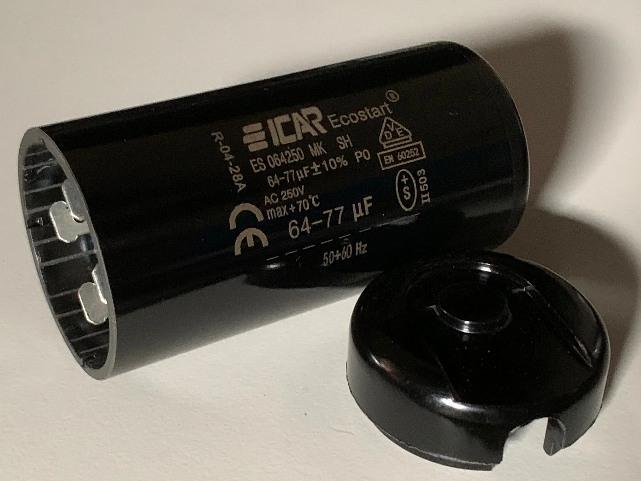 ICAR quality starting capacitor 250VAC 64 to 77uf Motor Capacitor 50/60Hz - Hankemotor - AU